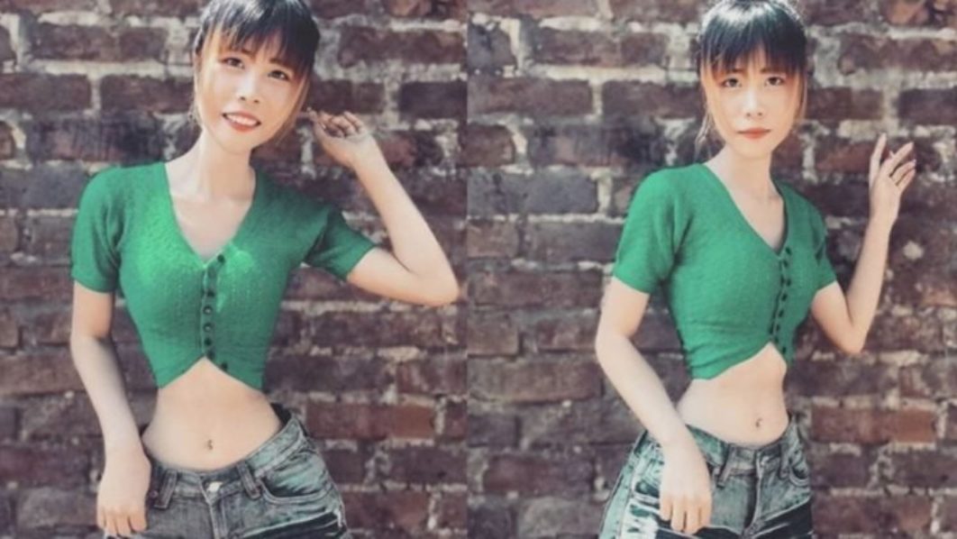 Incredible Beautiful Young Woman Shocks The Internet With Her